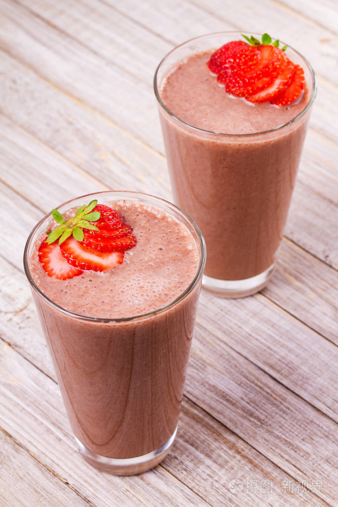 巧克力草莓奶昔照片-正版商用图片0v88wn-摄图新视界