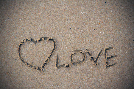 爱在沙滩上