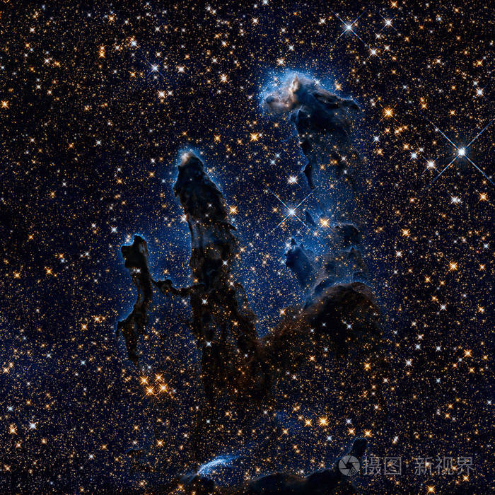 创世之柱在巨蛇座的鹰状星云