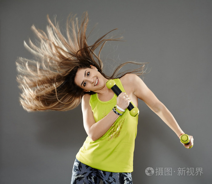 做有氧舞蹈健身小姐