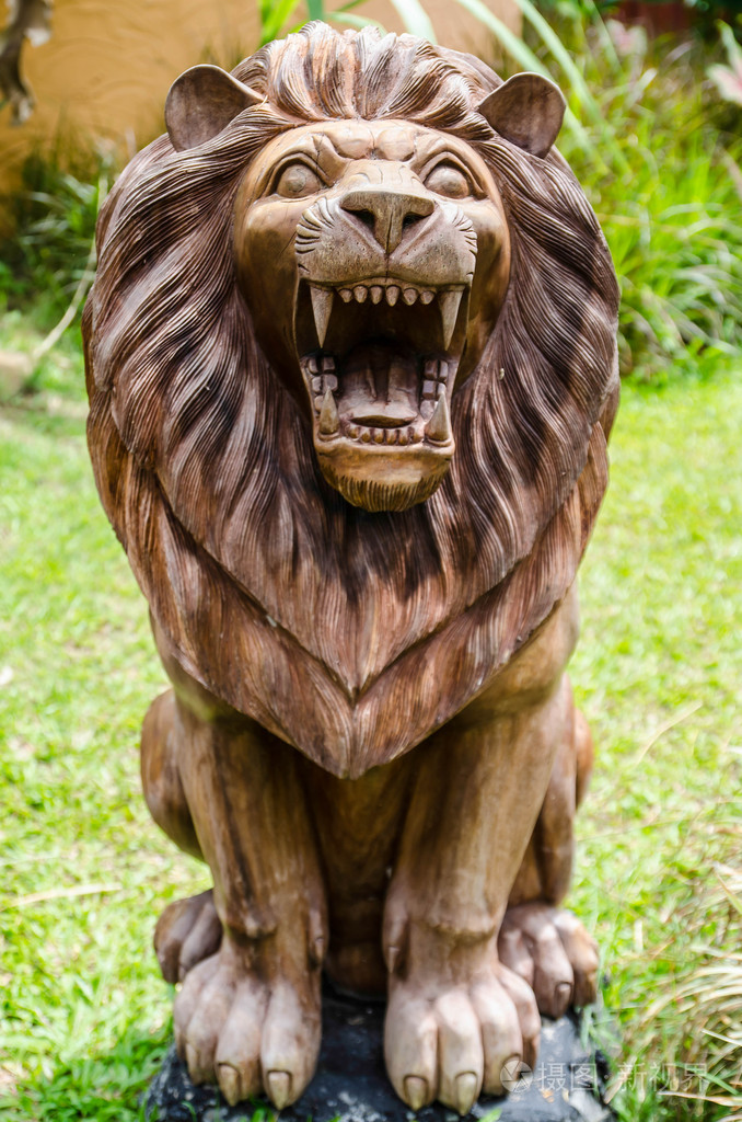 狮子雕像
