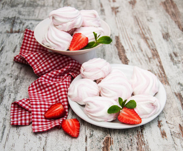 草莓棉花糖