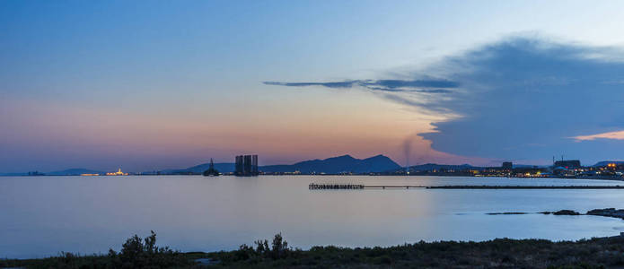 日落海岸的里海 Sea.Baku