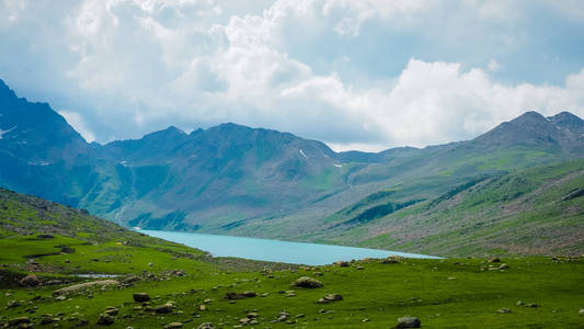 Sonamarg，印度克什米尔邦的美丽的山地景观