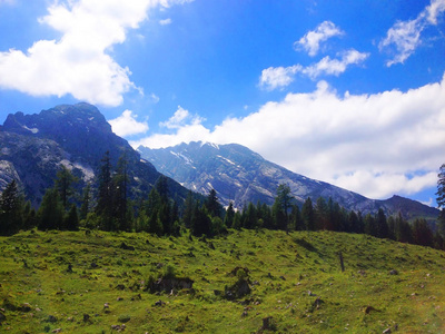 在 tirol，意大利阿尔卑斯山风光