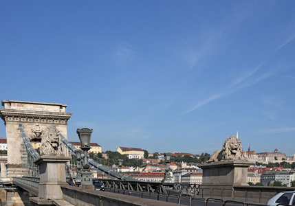 链桥与狮子雕像布达佩斯