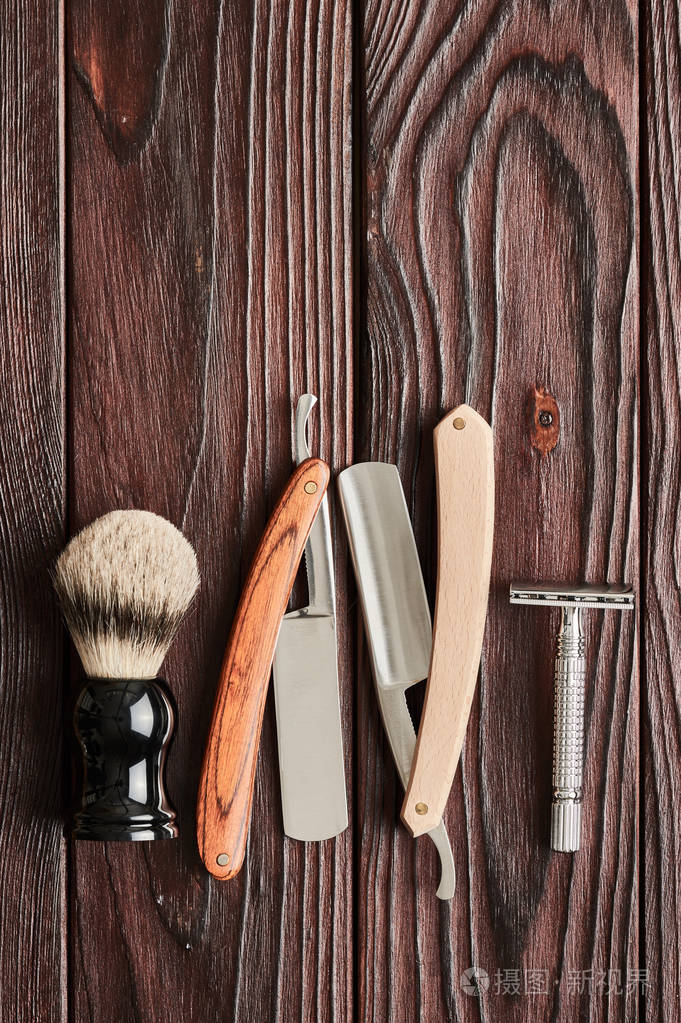 老式的理发师店工具