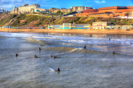 冲浪者伯恩茅斯海滩多塞特郡与英国喜欢生动明亮的颜色 Hdr 绘画