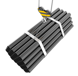 吊装起重机吊钩起重机吊装的钢管道在一张白纸照片