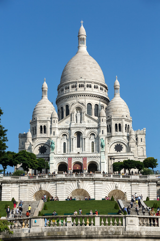 在蒙马特高地法国巴黎圣心大教堂
