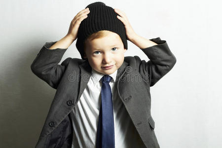 时尚小男孩领带。时髦孩子。时尚儿童套装
