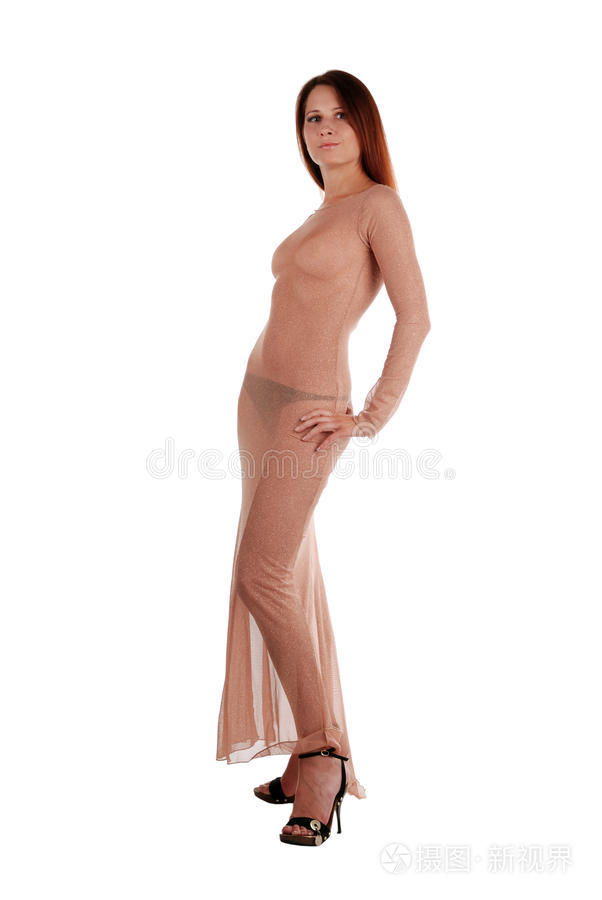 穿透明衣服的女人