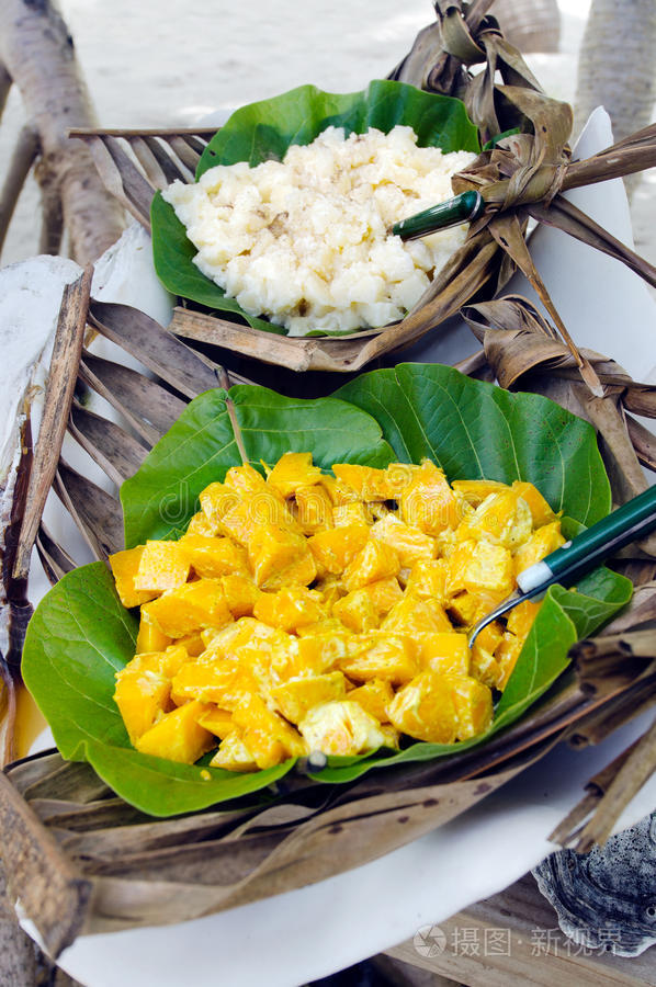 库克群岛艾图塔基泻湖户外提供的热带食物