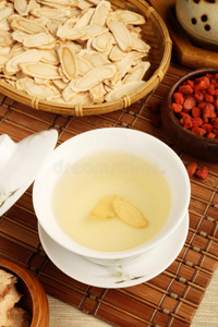 人参汤人参茶照片