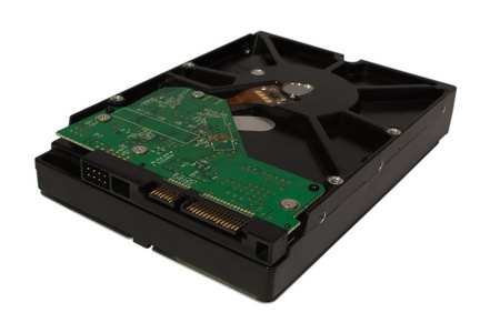 数据库驱动的记录孤立在一张白纸的 sata 3.5 英寸硬盘磁盘驱动器照片