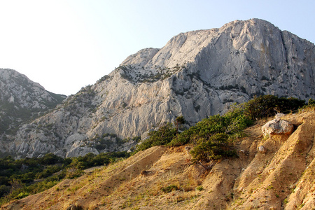 在克里米亚山