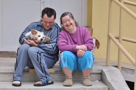 canistherapy唐氏综合征的照片: 爱照片