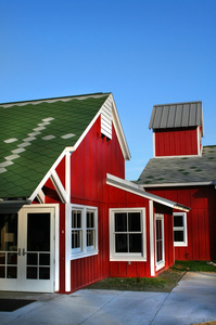 红房子的详细信息照片