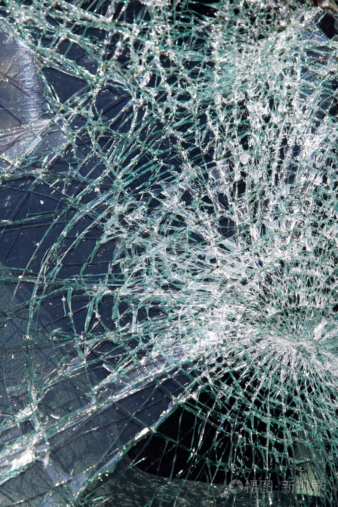 碎的玻璃