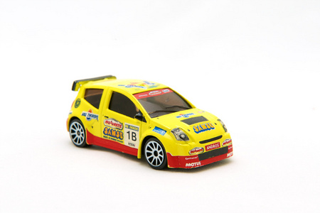 黄色跑车模型图片