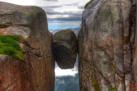 kjerag 石