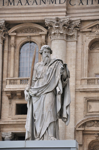 圣彼得雕像在梵蒂冈