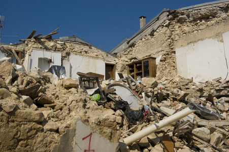 地震造成的破坏照片