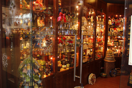 礼品店墙贴图片