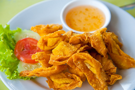 脆皮馄饨图片-脆皮馄饨素材-脆皮馄饨插画-摄图新视界