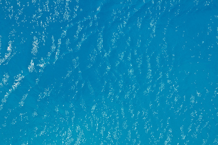 波光粼粼海面图片