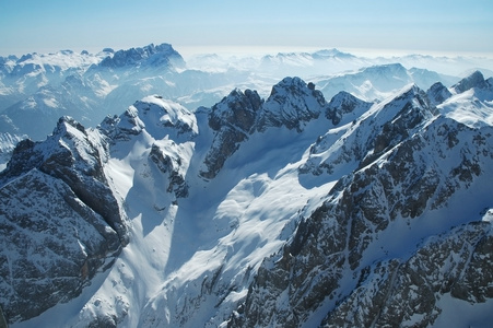 在 dolomities，dolomiti意大利冬季滑雪度假村