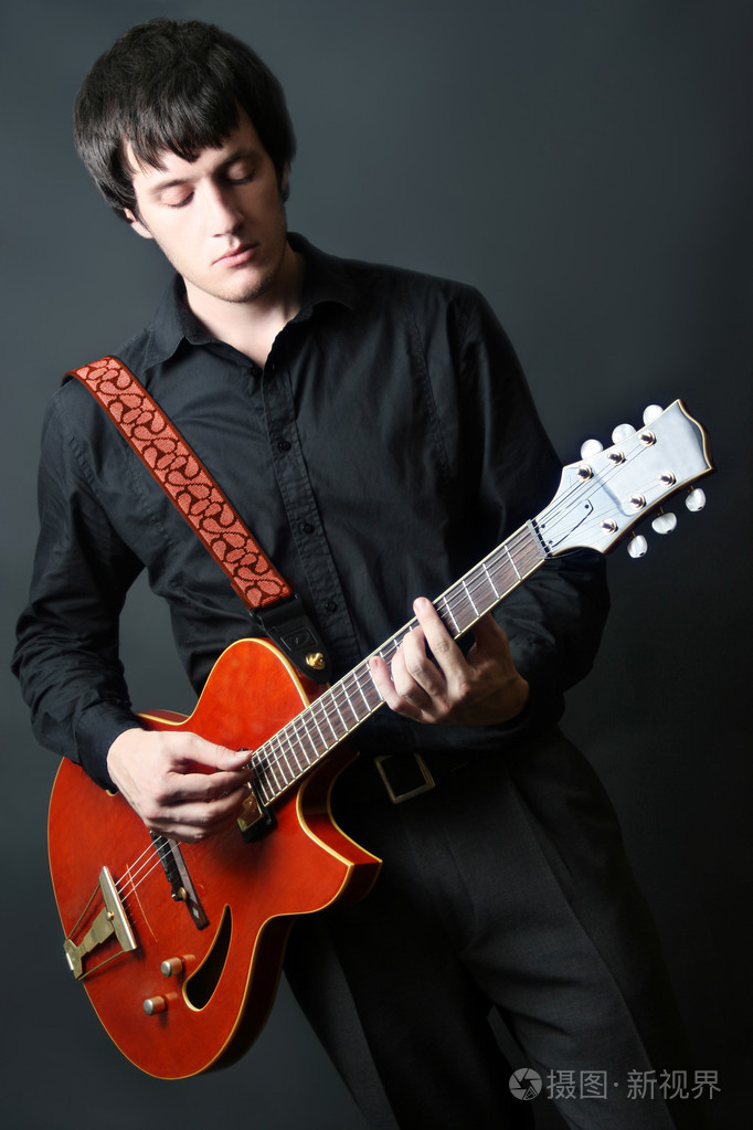 吉他弹奏者吉他演奏