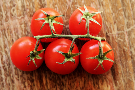 新鲜番茄的分支