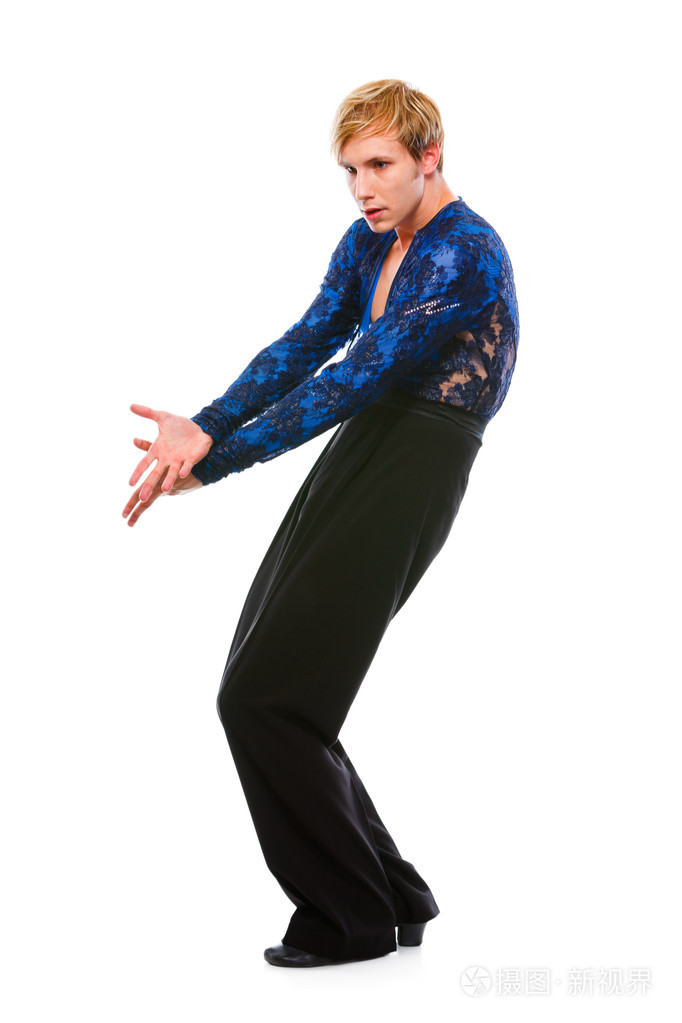 摆在白色背景上的英俊拉丁裔舞