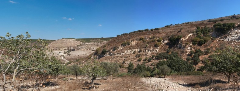 地中海小山景观图片