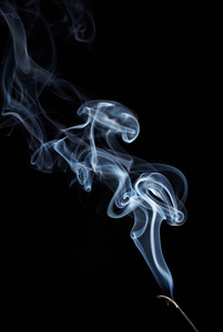 抽象烟雾从线香