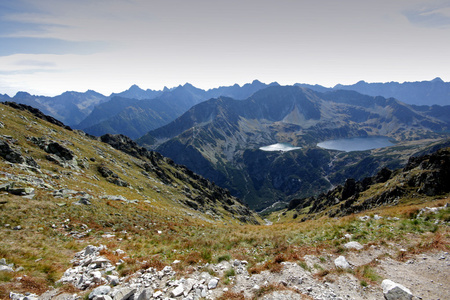 山，特拉波兰