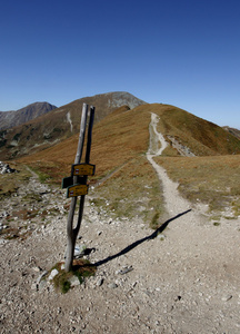 山，特拉波兰