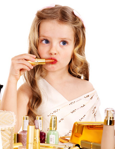 儿童化妆品。小女孩用口红