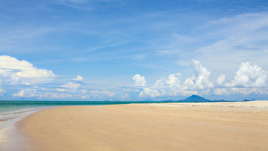 阳光海滩