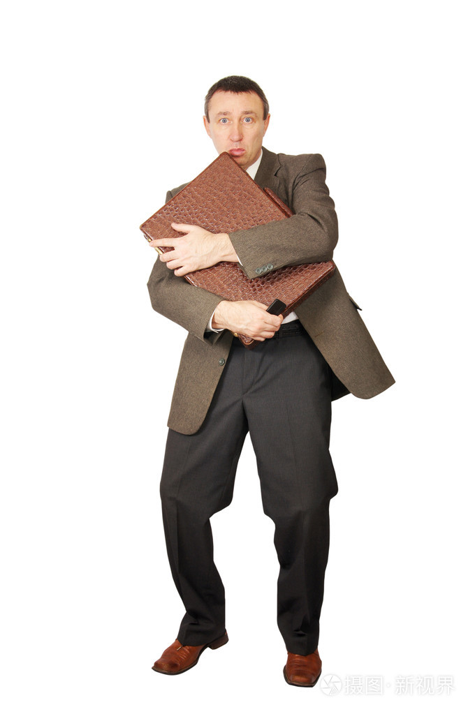 男子已由手抱一个手提箱