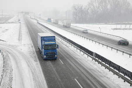 雪公路