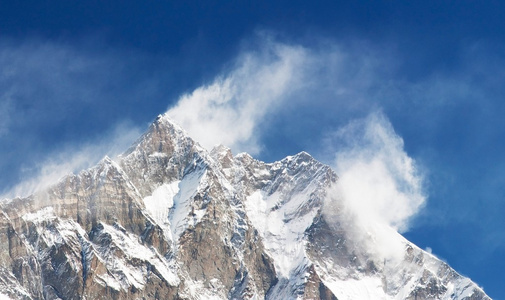 lhodse 和努布策山 panoramatic 视图