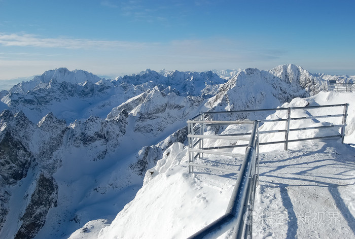 山地平线照片-正版商用图片0vyzyt-摄图新视界