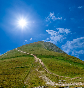 美丽的绿山