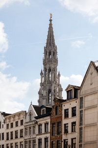布鲁塞尔市政厅塔楼在建筑物