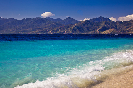 夏日的海滩