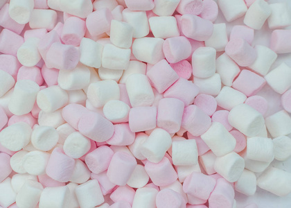 粉色和白色迷你棉花糖背景