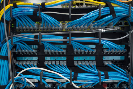 局域网电缆使用服务器的工厂
