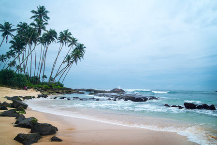 船上的热带海滩，可加拉，斯里兰卡